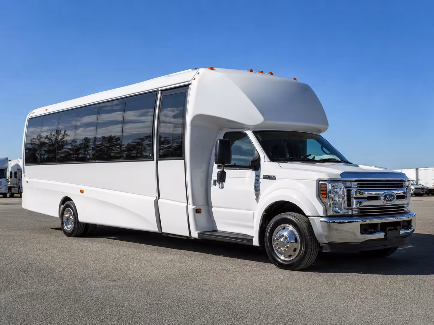 18 passenger minibus
