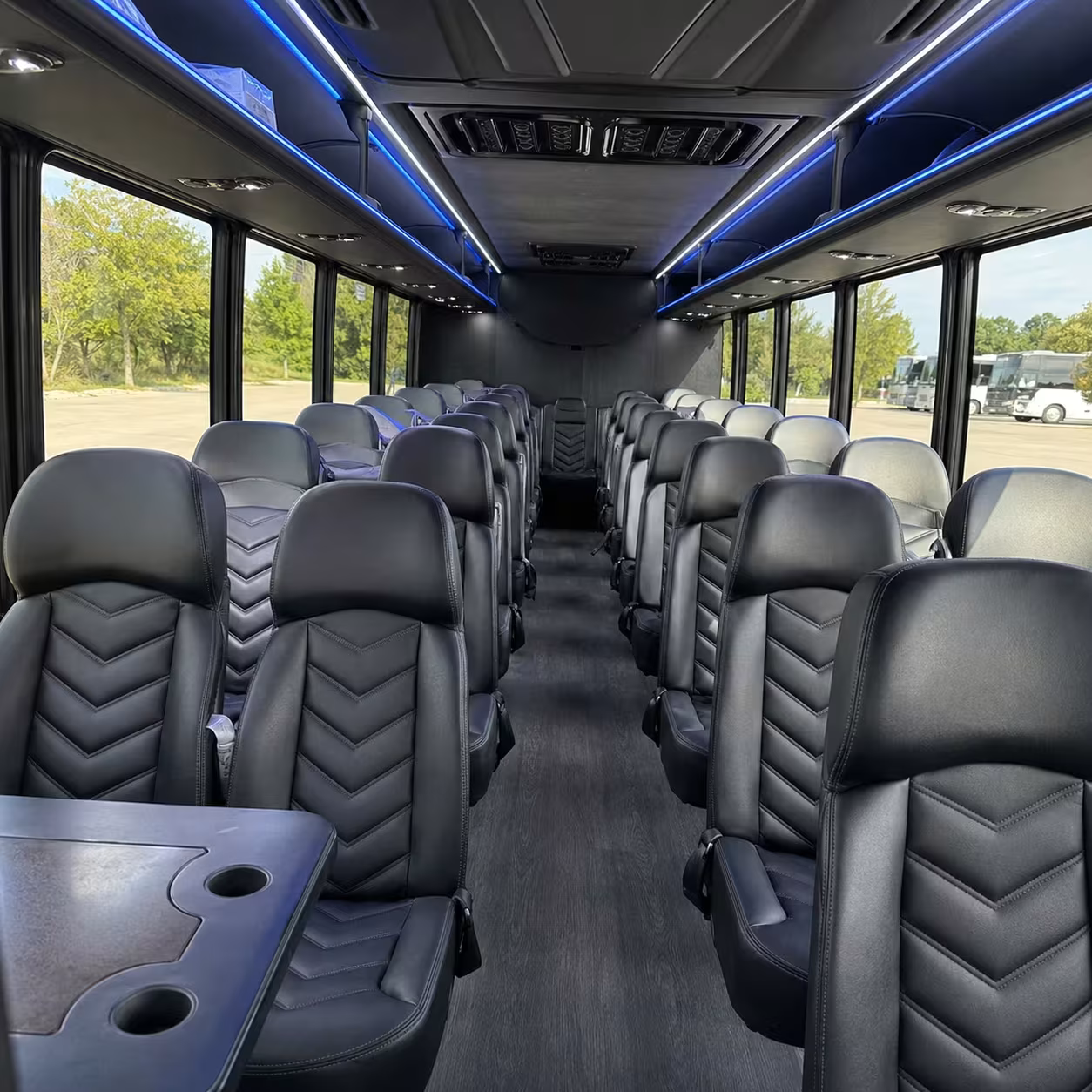 south gate 18 passenger minibus rental